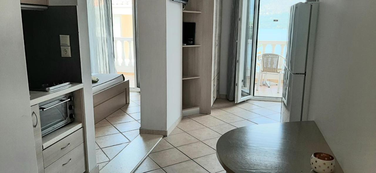 Blue Bay Apartments Sívota Dış mekan fotoğraf