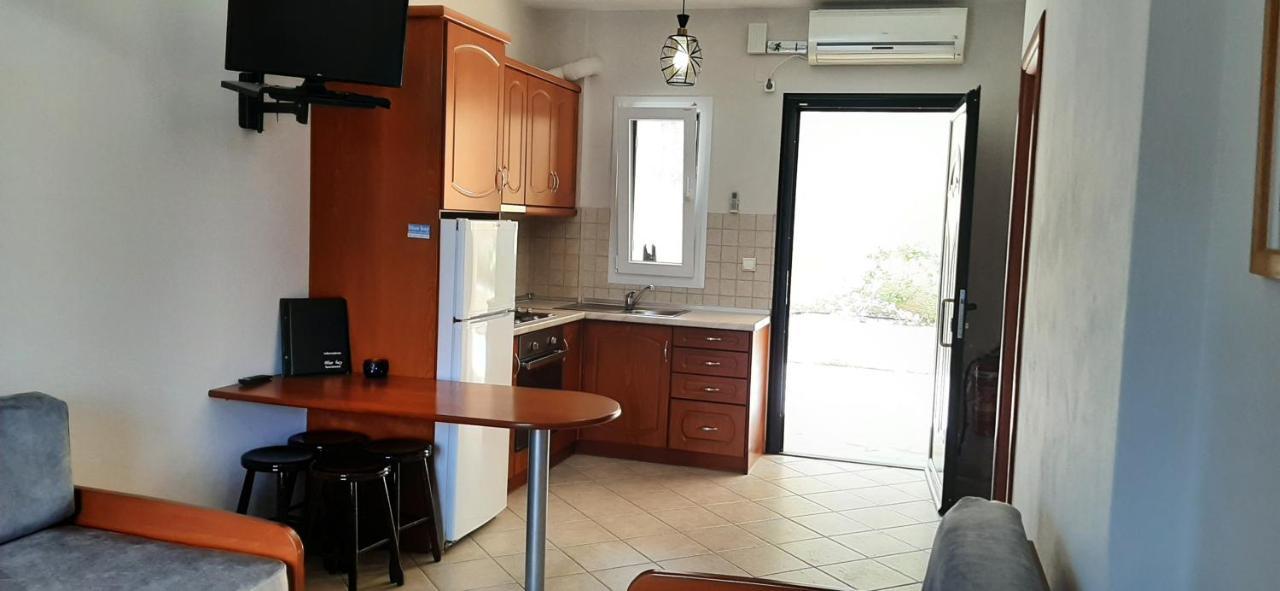 Blue Bay Apartments Sívota Dış mekan fotoğraf